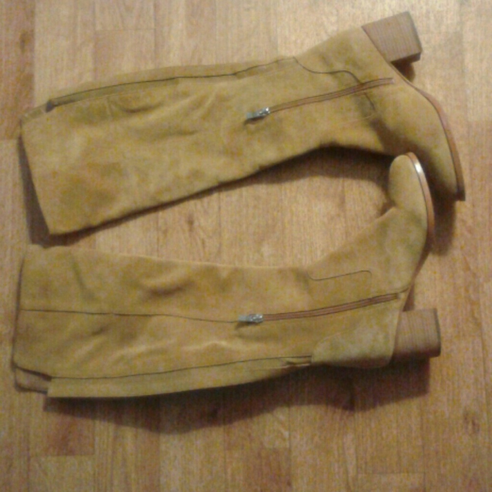 Marc Fisher rain boots